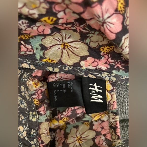 Cotton flower dress - Picture 3 of 3